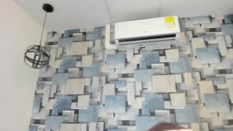 Snapshot of angel_dthroat chatting on February 12, 12:22 pm ANGHEL online show from February 12, 12:22 pm