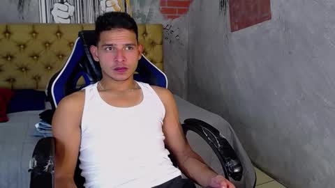 Angel Dusstt online show from November 26, 1:01 pm