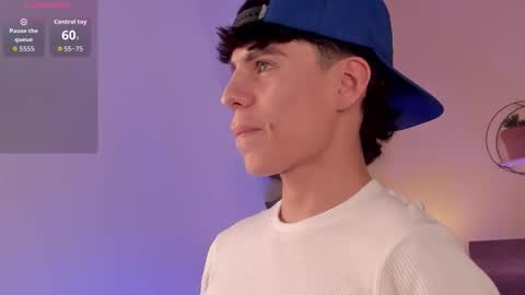 Angel online show from February 21, 8:32 pm