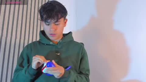 Snapshot of angel_esteban_fx chatting on May 3, 5:08 pm ngel Esteban online show from May 3, 5:08 pm