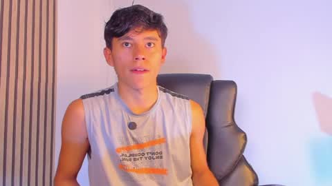 Snapshot of angel_esteban_fx chatting on May 15, 8:38 pm ngel Esteban online show from May 15, 8:38 pm