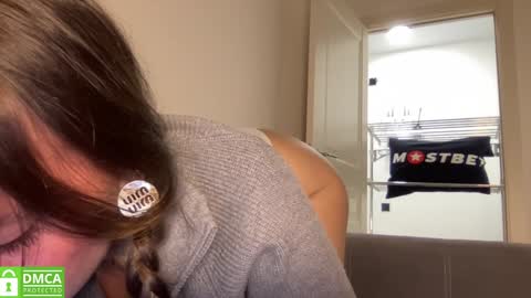 Greetings  Jess online show from December 7, 11:40 am