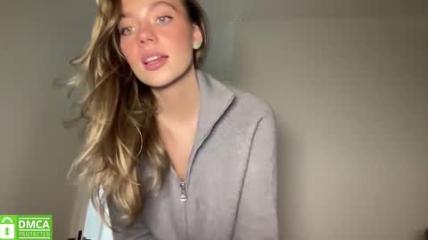 Greetings  Jess online show from February 25, 2:54 pm