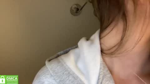 Greetings  Jess online show from September 20, 11:33 am