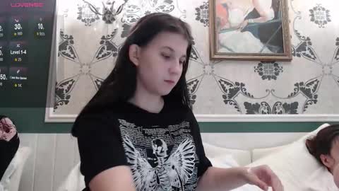 Angel online show from November 15, 9:17 am