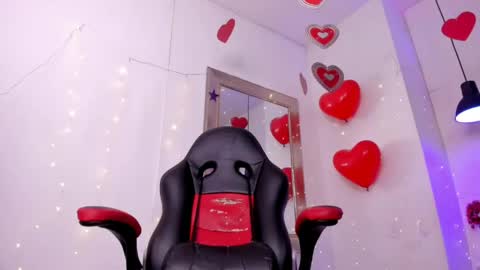 angel hardy online show from April 13, 10:54 am