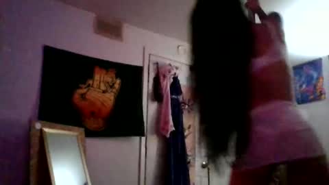 angel holyday online show from December 2, 9:02 am