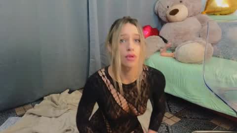 Snapshot of angel_hot777 chatting on February 20, 8:31 pm Gabriella online show from February 20, 8:31 pm