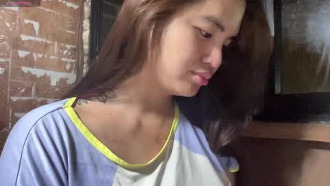 Snapshot of angel_kianna chatting on February 20, 2:35 pm callmekianna online show from February 20, 2:35 pm