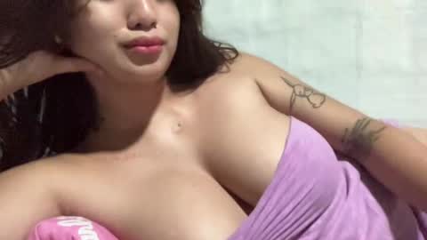 Snapshot of angel_kianna chatting on March 2, 5:14 pm callmekianna online show from March 2, 5:14 pm