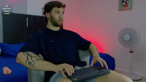 angel_kyrozz online show from March 2, 7:10 pm