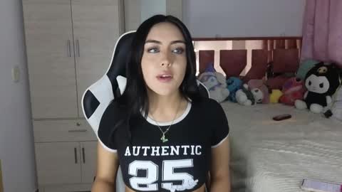 angeline online show from December 3, 3:52 am