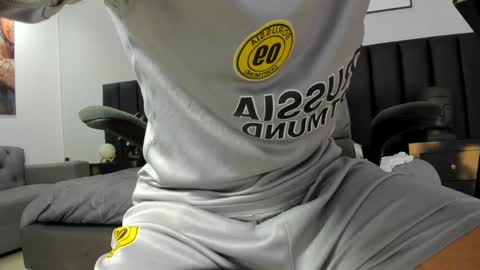 Snapshot of angel_nicolas chatting on January 6, 10:26 pm ANGEL online show from January 6, 10:26 pm