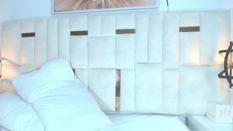 Snapshot of angel_perverted1 chatting on October 19, 2:23 am Nicolle online show from October 19, 2:23 am