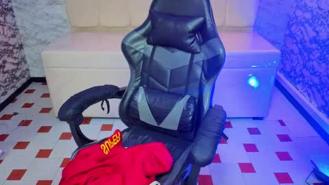 Angel Rose  online show from April 9, 6:19 am