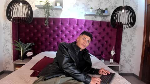 Angel  online show from April 10, 11:59 am