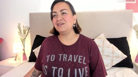 angel_velvet_ online show from February 25, 5:22 pm