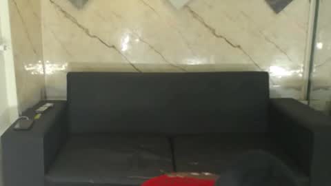 Snapshot of angel_villareal_ chatting on February 15, 4:53 am angel_villareal_ online show from February 15, 4:53 am