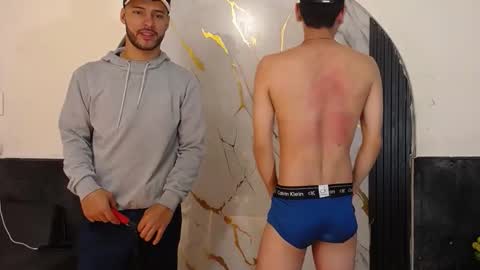 Snapshot of angel_villareal_ chatting on February 27, 5:29 am angel_villareal_ online show from February 27, 5:29 am