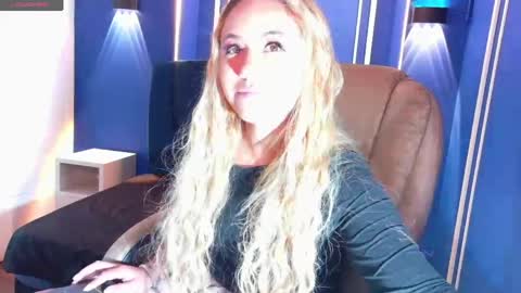 Angel online show from April 17, 1:03 pm