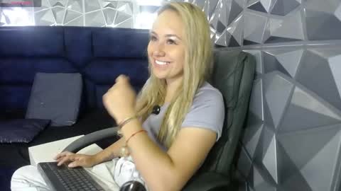 Angel online show from June 1, 11:34 am