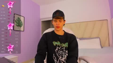 angel_wish_ online show from April 19, 3:06 am