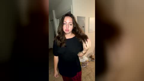 angela_cole online show from February 20, 9:21 am