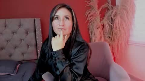 Ange online show from February 12, 6:25 pm