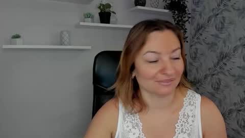 Angela online show from September 15, 5:40 am