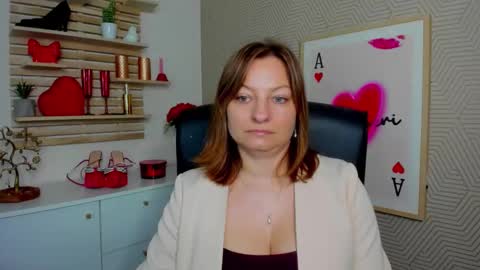 Snapshot of angela_samt chatting on April 28, 5:56 am Angela online show from April 28, 5:56 am