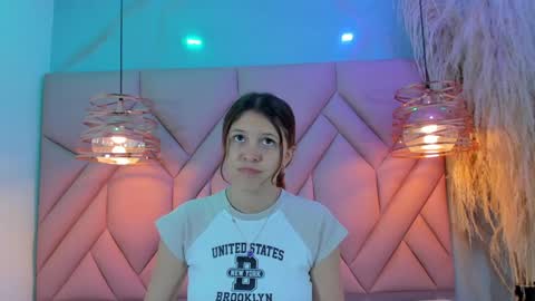 ANGELA online show from January 8, 12:15 pm