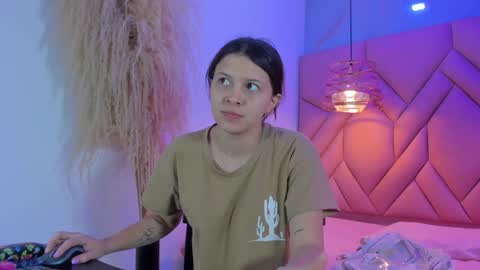 ANGELA online show from January 29, 12:02 pm