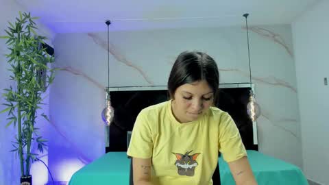 ANGELA online show from September 10, 12:05 pm