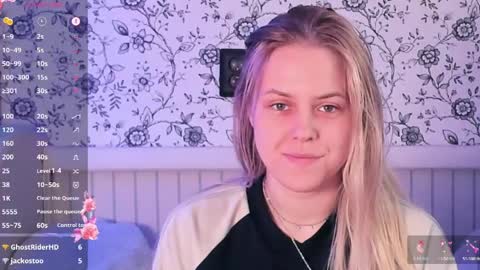 Darsi Anty online show from April 16, 3:35 pm