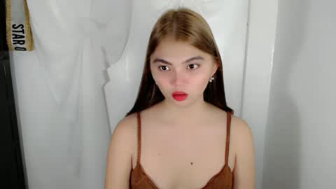 angelari_slut online show from April 5, 6:21 am