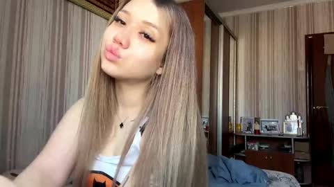 Angel online show from April 18, 5:22 am