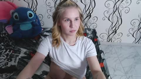 Angela online show from April 8, 6:57 am