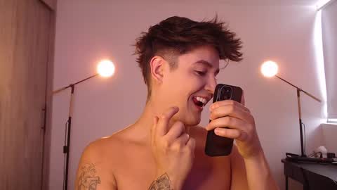 Angel online show from May 17, 6:26 pm