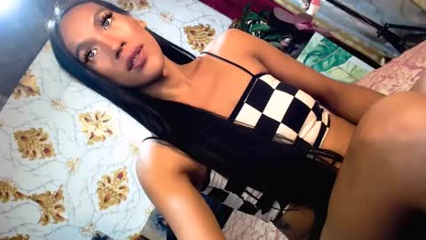 Snapshot of angeldark_satisfactionxxx chatting on January 18, 6:21 pm ANGELDARK online show from January 18, 6:21 pm