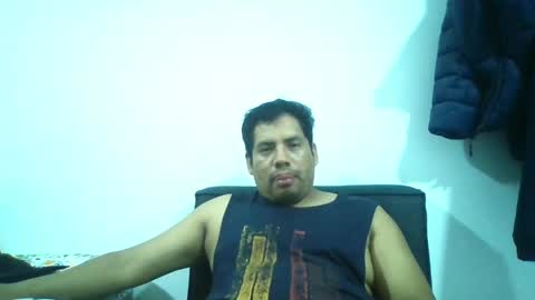 angeldavid90 online show from May 15, 10:50 pm
