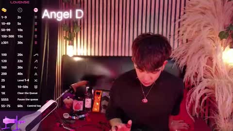 Angel dust online show from March 1, 3:19 am