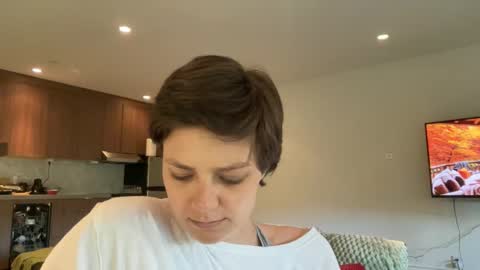 angeleleven11 online show from September 19, 5:57 pm