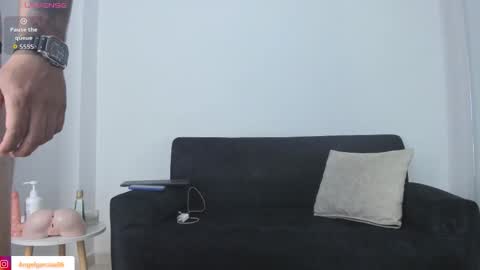 Snapshot of angelgarcia_2 chatting on September 28, 10:15 pm Angel online show from September 28, 10:15 pm