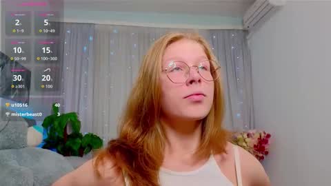 Snapshot of angeli_eyes chatting on October 19, 10:27 am Ksenia online show from October 19, 10:27 am