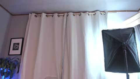 Carolina online show from February 14, 12:40 am