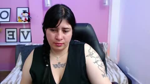 Snapshot of angelica_herrera chatting on November 26, 4:35 am Angelica online show from November 26, 4:35 am