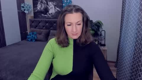 Snapshot of angelicacream chatting on January 18, 9:13 am AngelicaCream online show from January 18, 9:13 am