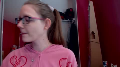 Snapshot of angelicangel3 chatting on February 7, 6:02 pm AngelicAngel online show from February 7, 6:02 pm