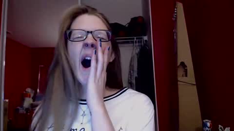 Snapshot of angelicangel3 chatting on February 14, 6:34 am AngelicAngel online show from February 14, 6:34 am