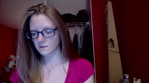 Snapshot of angelicangel3 chatting on February 17, 5:36 am AngelicAngel online show from February 17, 5:36 am